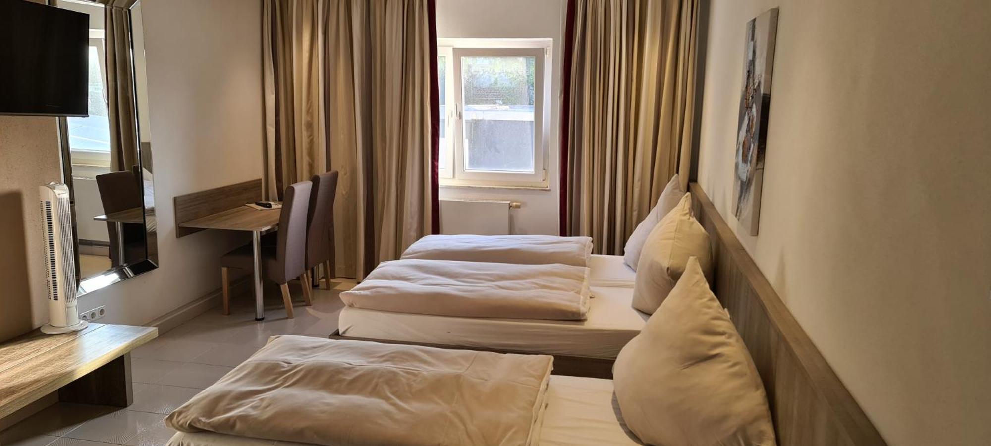 Bach Hotel Порта-Вестфалика Экстерьер фото